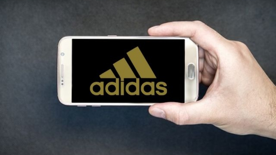 Aplicación de compras de Adidas