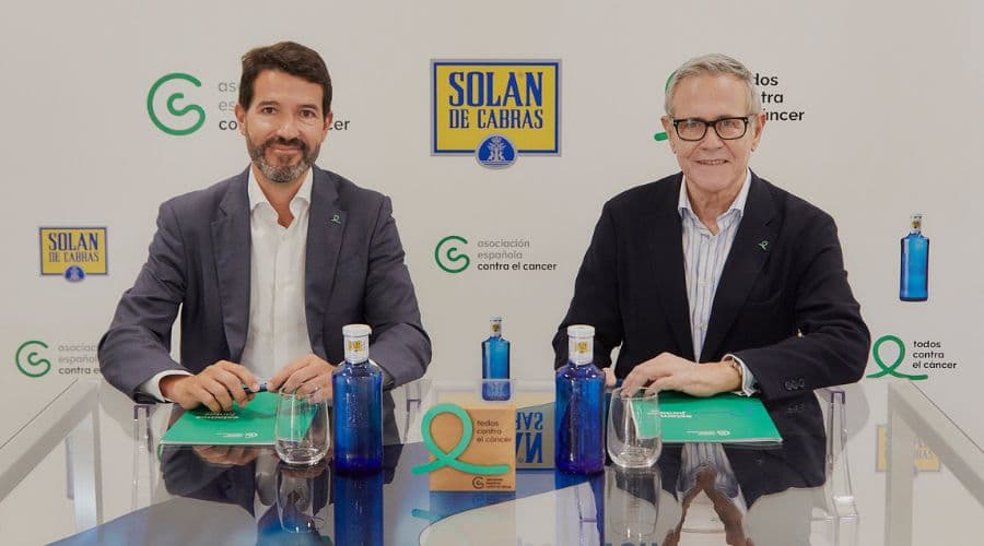 Solán de Cabras continúa con su compromiso con el cáncer de mama -  Periódico PublicidAD - Periódico de Publicidad, Comunicación Comercial y  Marketing