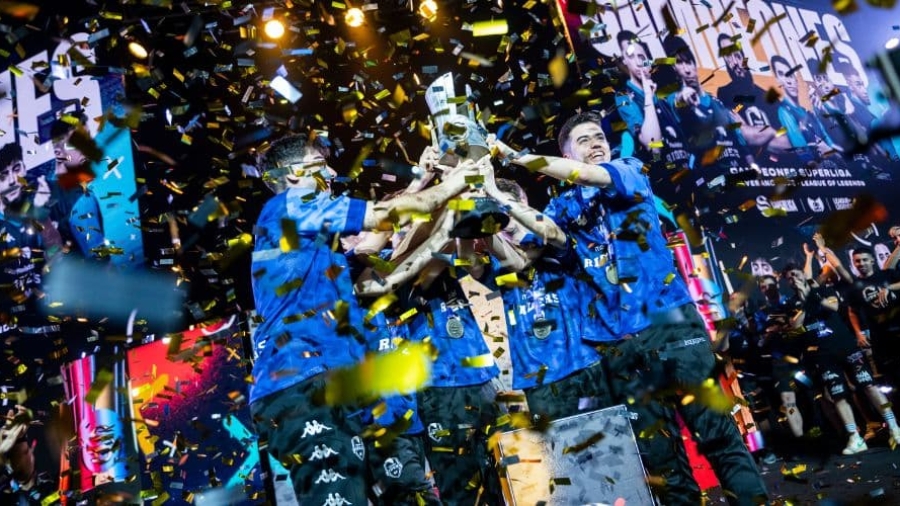Movistar Riders se proclama campeón del split de verano 2023 de la Superliga de League of Legends