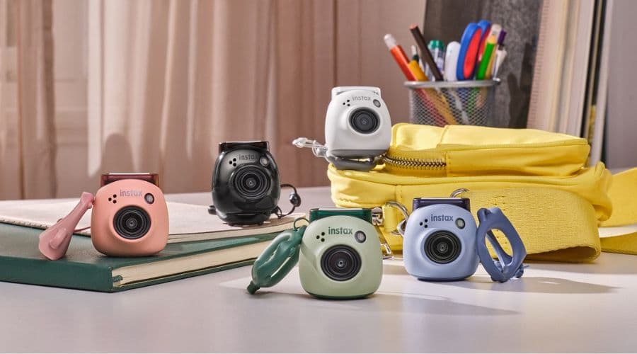 Fujifilm lanza al mercado la cámara digital de bolsillo INSTAX Pal