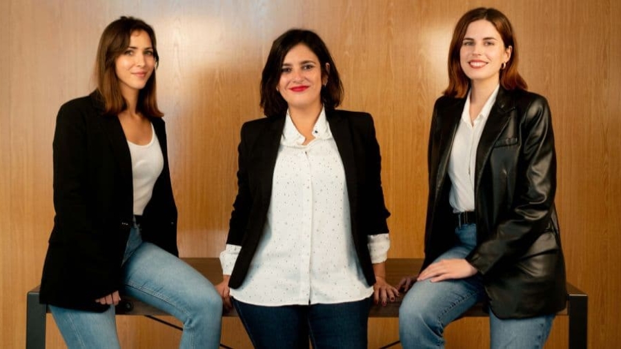 AOM contrata a Elena Silva Rosa Marín y María Rodríguez Cruz