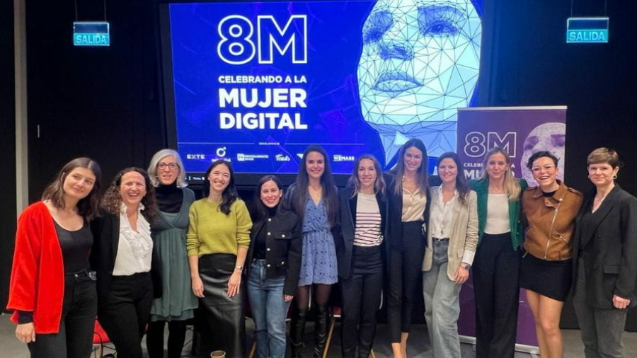 Encuentro 8M Celebrando a la Mujer Digital