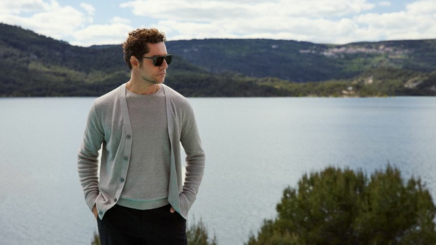 Opticalia estrena la campaña Movimiento con David Bisbal