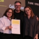 Paula Feged y Eliana Rivadeneira reciben el galardón Andrea Suez Representative of the Year Awards de Cannes Lions 2025