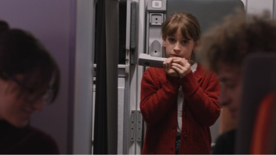 El vuelo de Clara y Mateo es la campaña de Navidad 2025 de Iberia