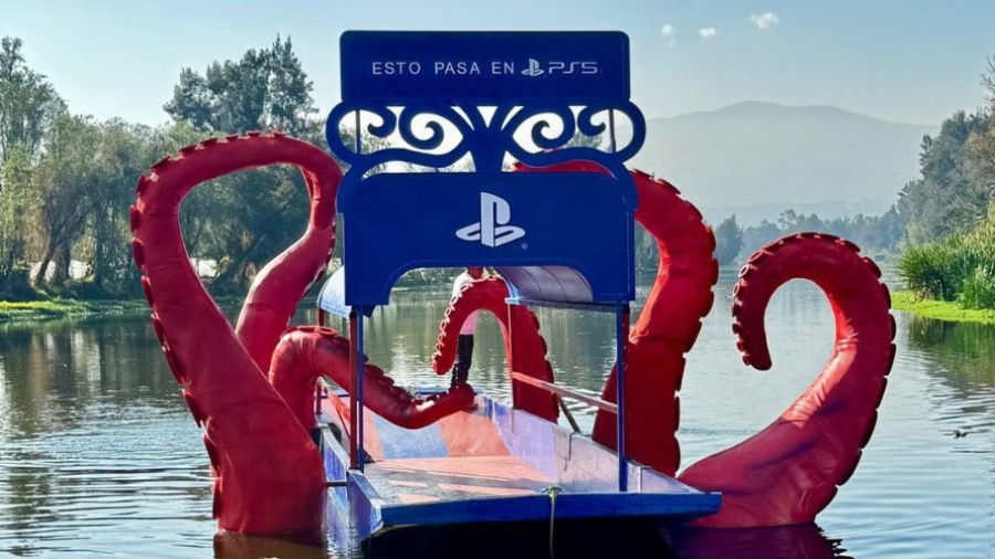 Acción de PlayStation México en el embarcadero de Cuemanco en Xochimilco
