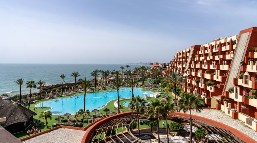 Holiday World Resort