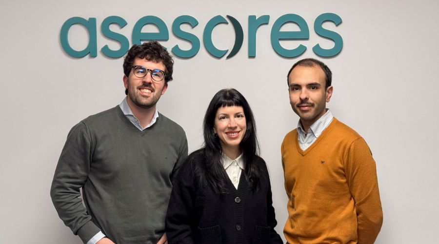 Asesores incorpora a Marta Hernández a Adolfo Rodríguez-Bouza y a Óscar Triviño