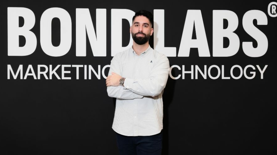 Pablo Monge es CEO y fundador de BOND LABS