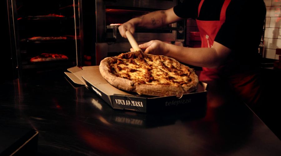 Campaña La madre de todas las masas de Telepizza