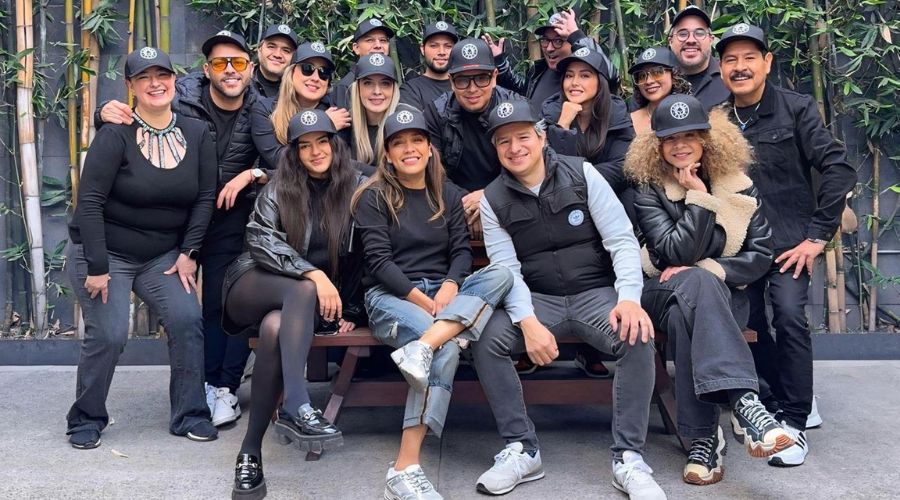 equipo de la agencia Archer Troy