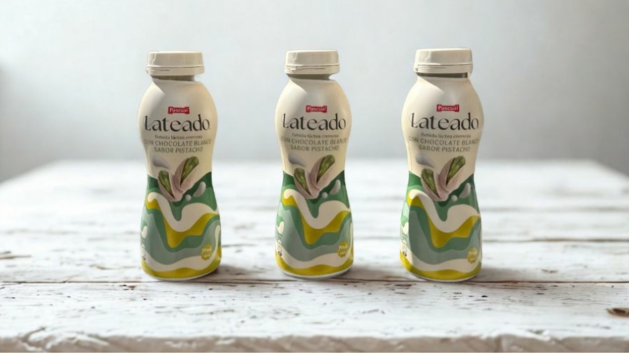 Bebida cremosa láctea con chocolate blanco y sabor a pistacho de Pascual Lateado