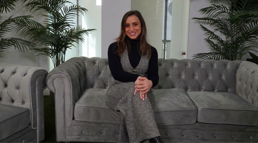 Yenthel de la Torre es Corporate Communications Director de Redegal