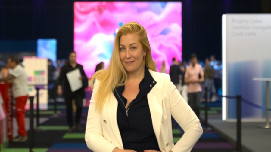 Alezeya Sánchez es Directora del Digital Business World Congress