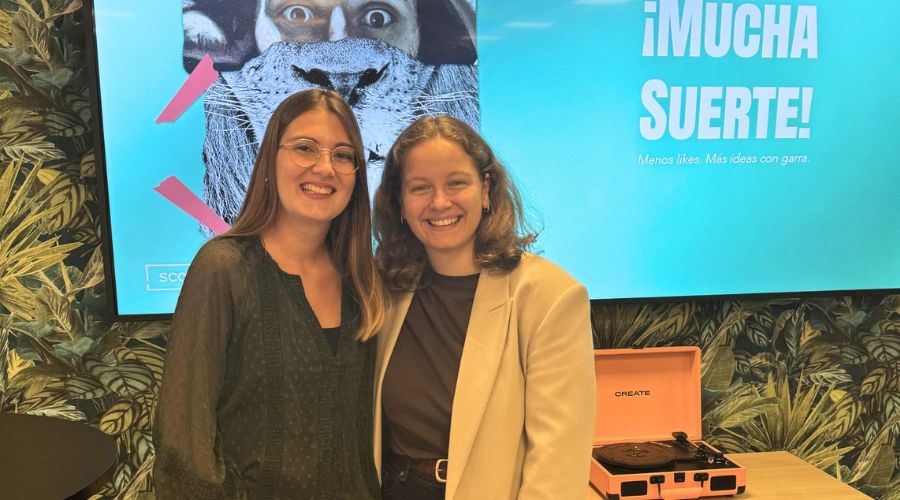 Helena Navarro y Marta Benedito de Penguin Random House