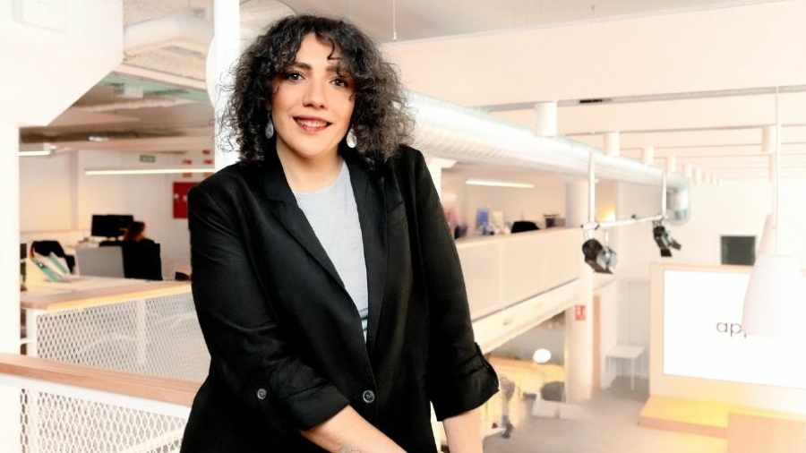 Lucía López es Account Director en APPLE TREE