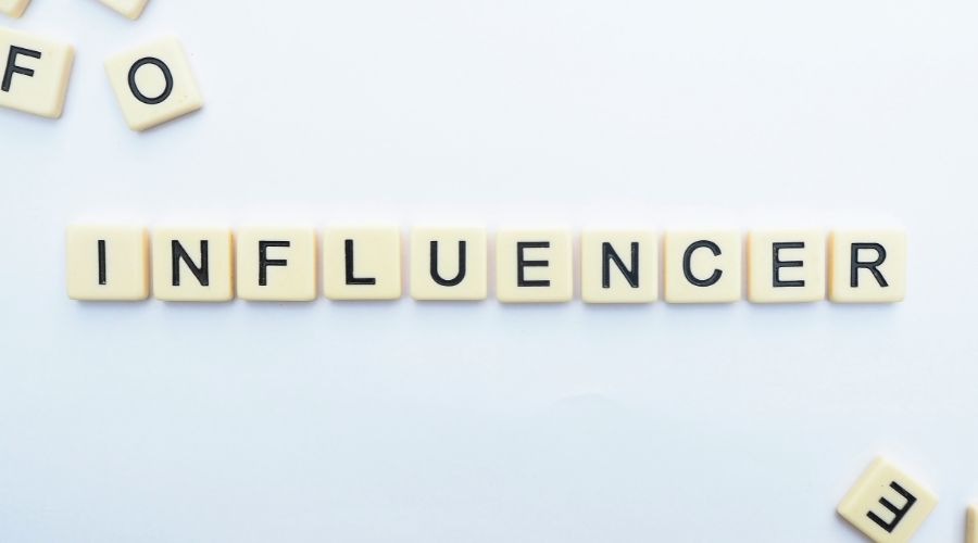 micro versus macro influencer