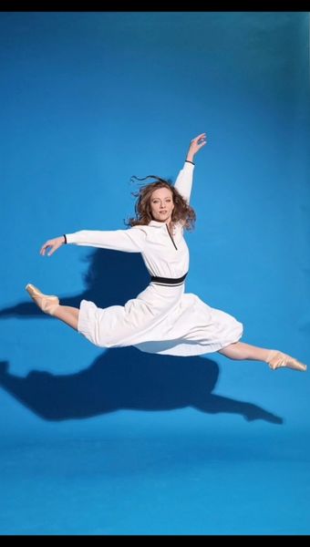 bailarina Francesca Sari