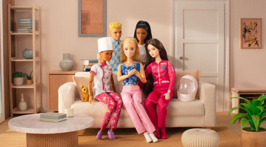 Anuncio de televisión de la campaña Barbie se muda con Fotocasa