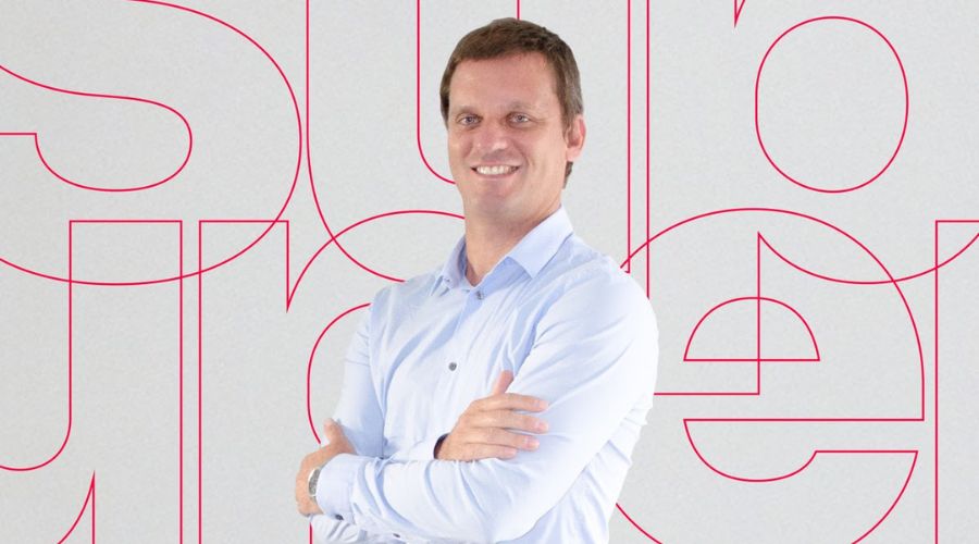Gunter Korn es Director de Medios de Super Perú