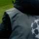 recogepelotas en la UEFA Champions League