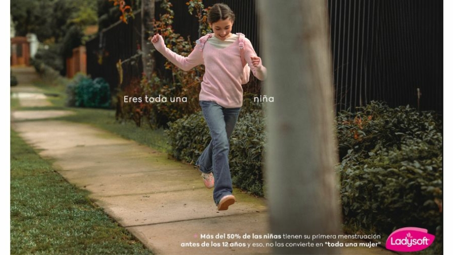 Ladysoft estrena la campaña Eres toda una niña