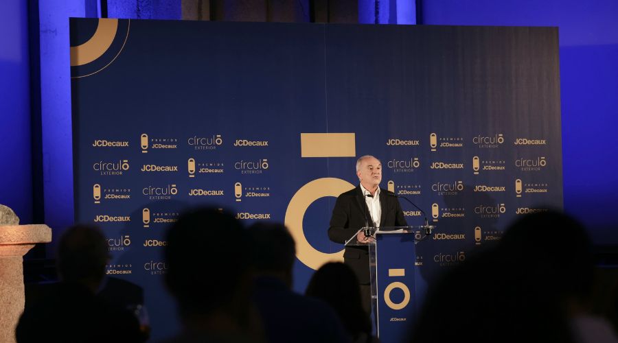 Carlos Barón es director general de JCDecaux España